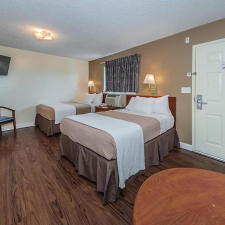 Tampa Bay Extended Stay Hotel Largo Buitenkant foto
